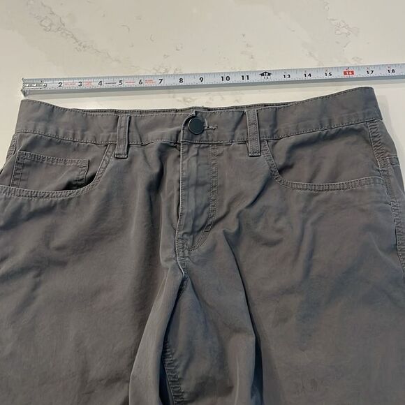 Men's Calvin Klein Jeans Grey Shorts - Picture 3 of 7